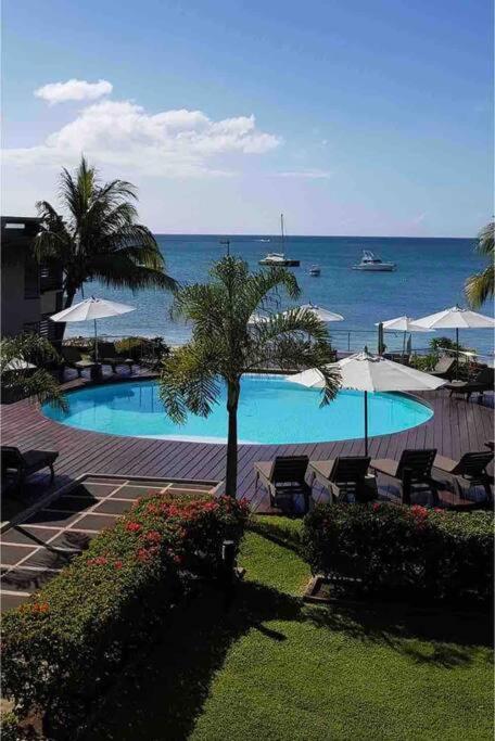 Beachfront Le Cerisier Trou Aux Biches, Mon Choisy Apartamento Mont-Choisy Exterior foto